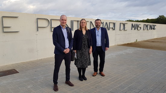 The three Danish MPs who visited Carme Forcadell in prison on November 8 2018 (Òmnium Cultural)